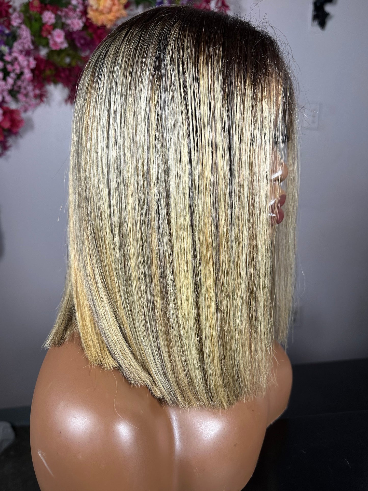 Ultra blonde wig with highlights