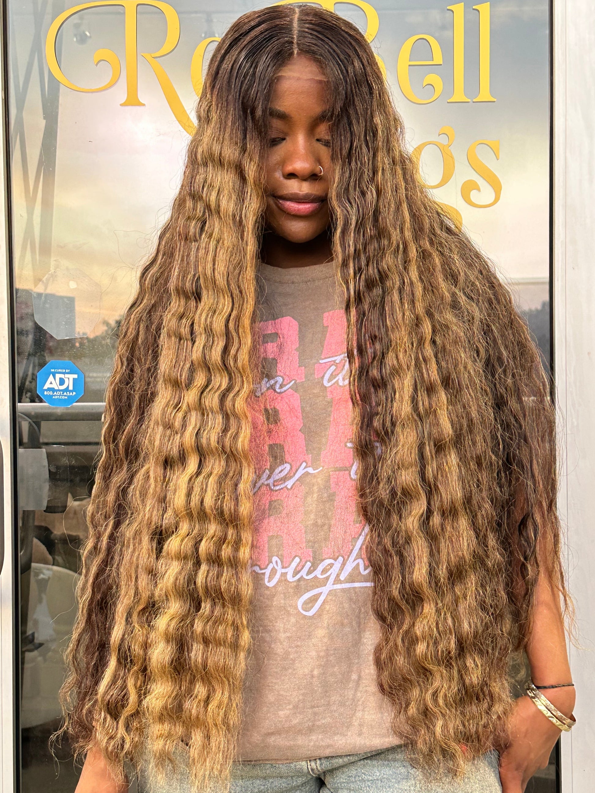 Front view of 36” long raw wig with highlights. 