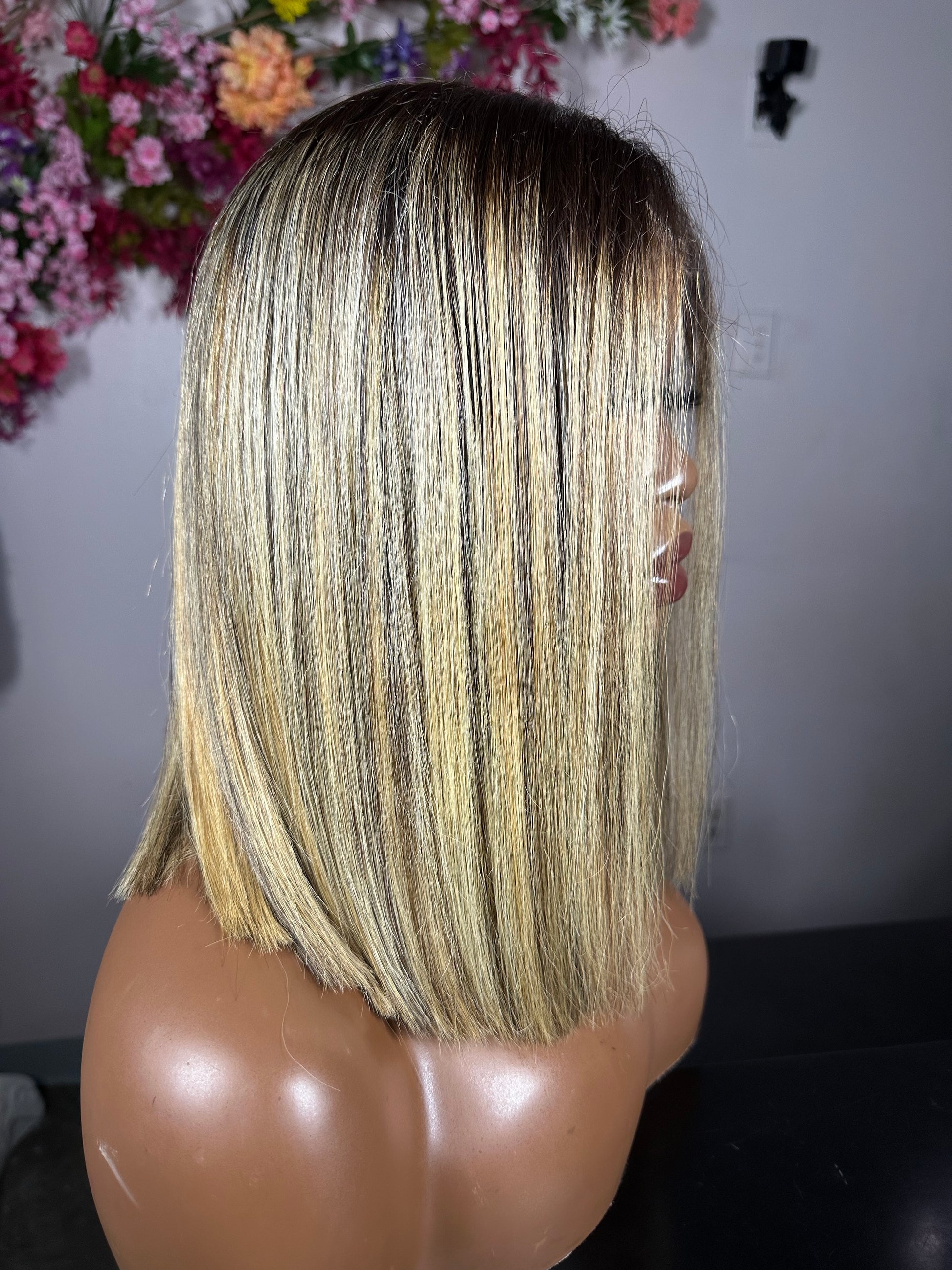 Ultra blonde wig with highlights