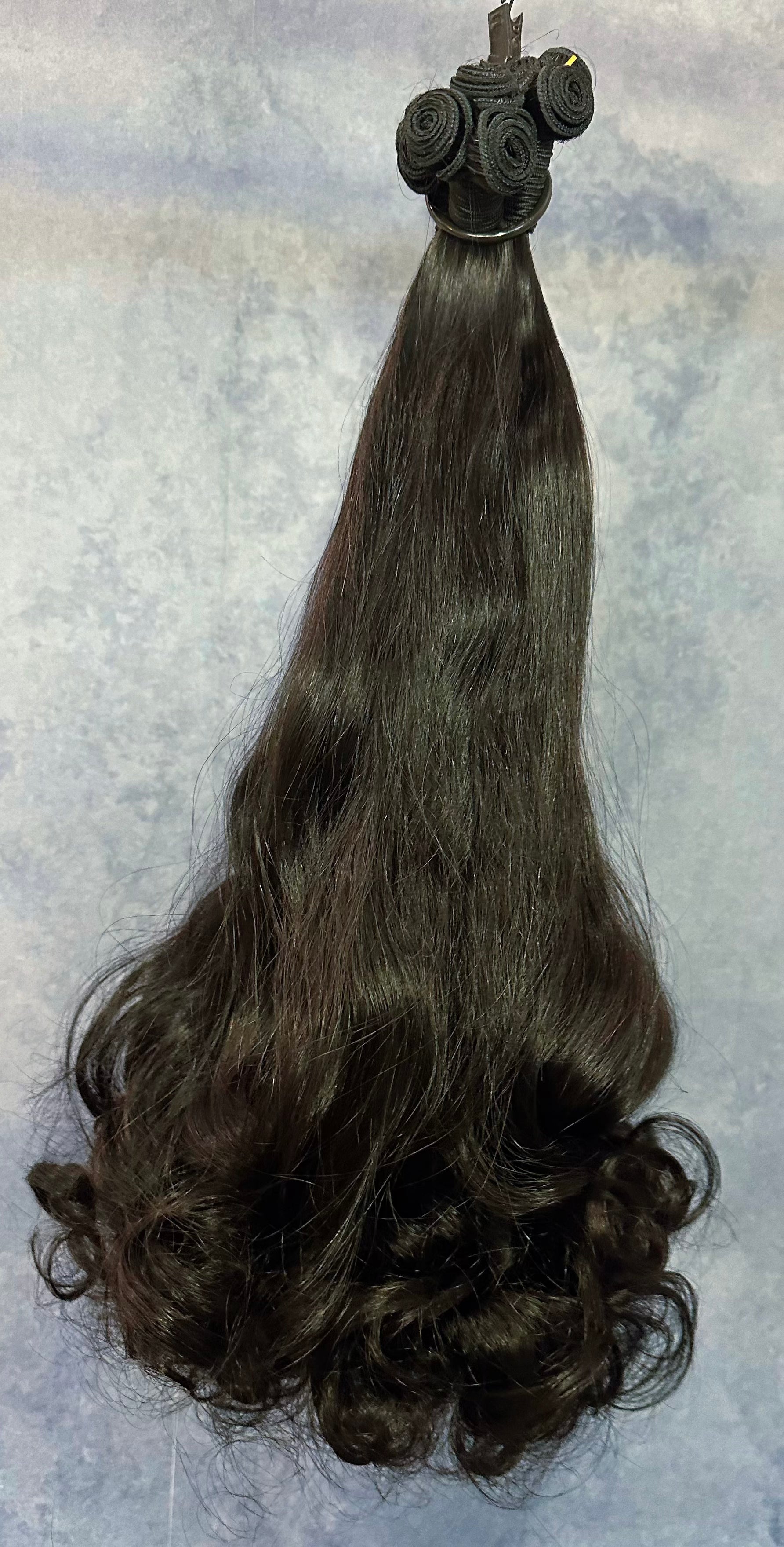 Egg curl bundle natural color.